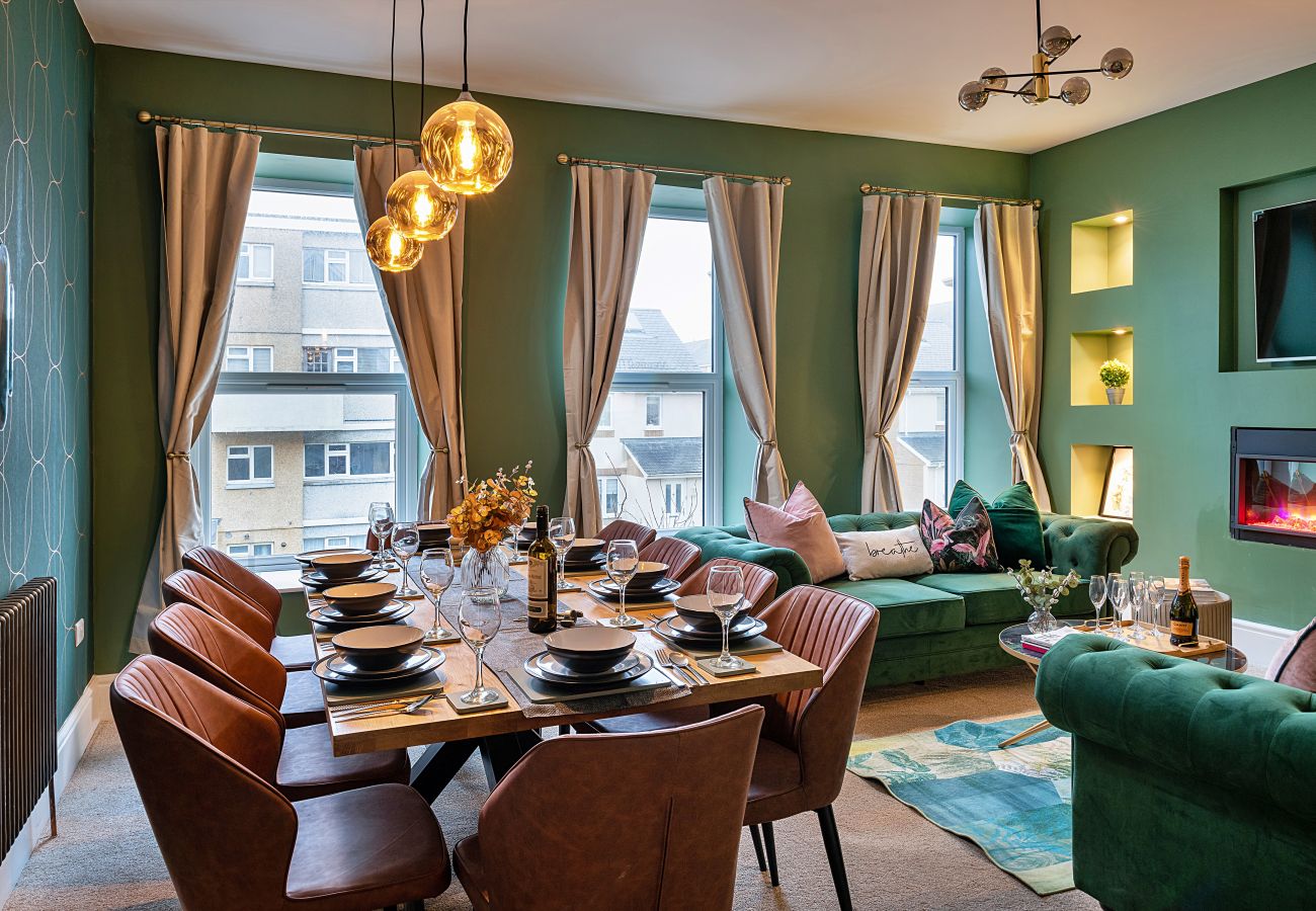 Apartment in Pwllheli - Peace Retreats Penthouse