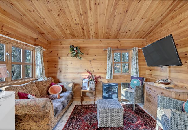Chalet in Bury St Edmunds - Woodland Lodge Chalet in Bury St Edmunds - Woodland Lodge