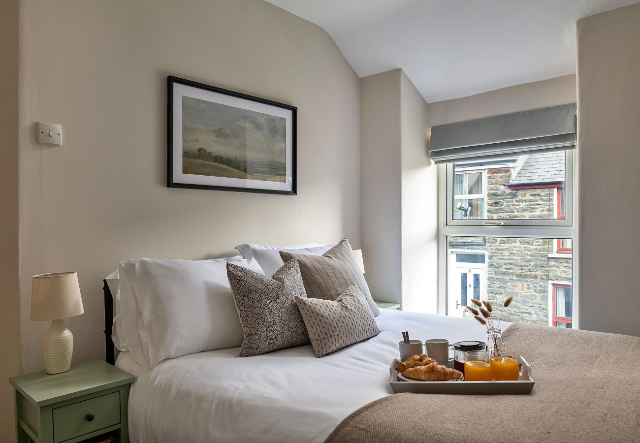 House in Blaenau Ffestiniog - Bwthyn Llechi (Slate Cottage)