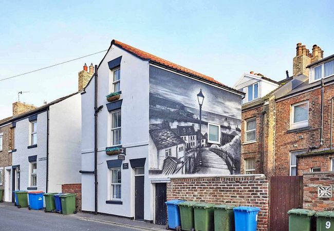  in Whitby - Albion Cottage
