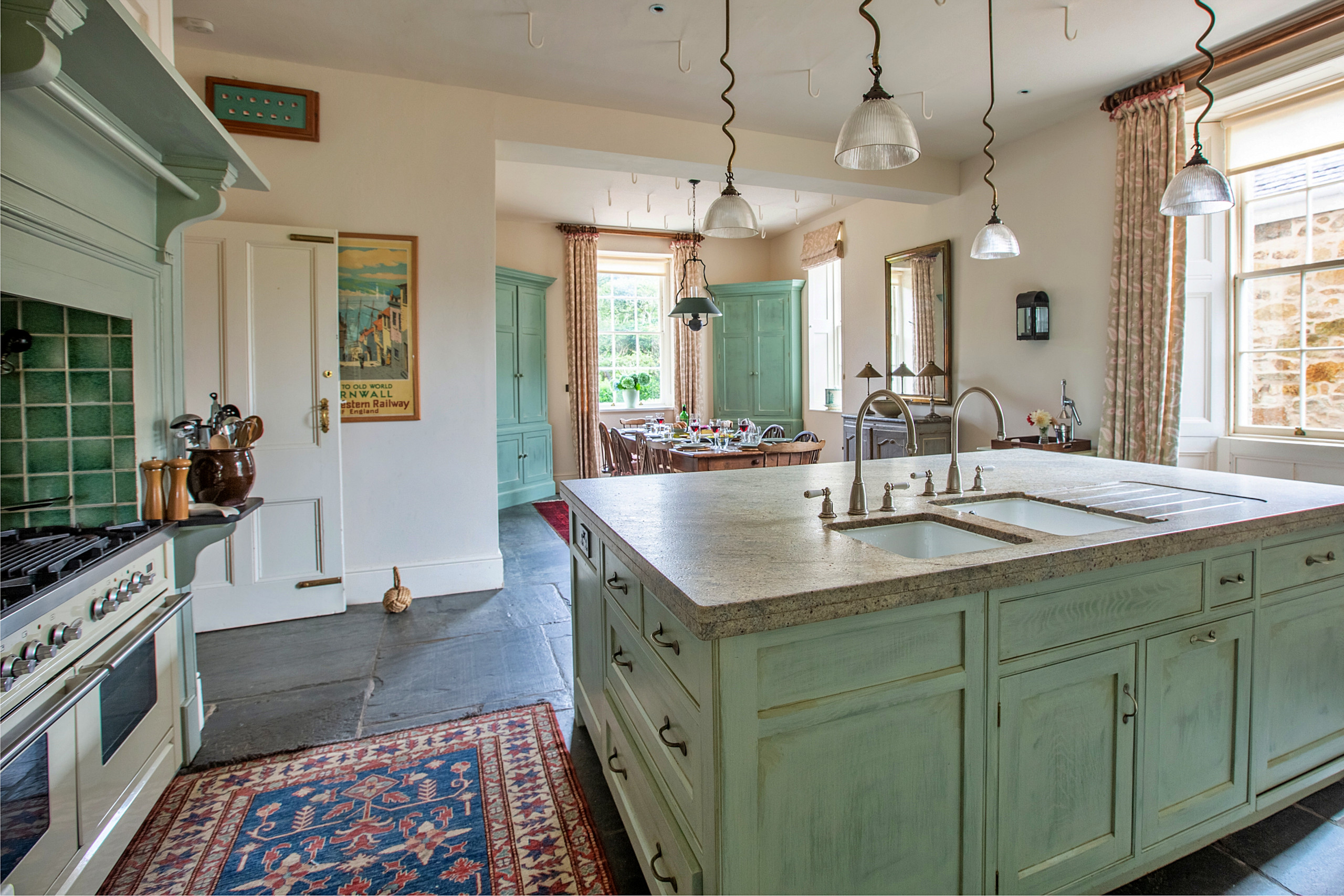 The Manor House [Updated 2024 Prices]