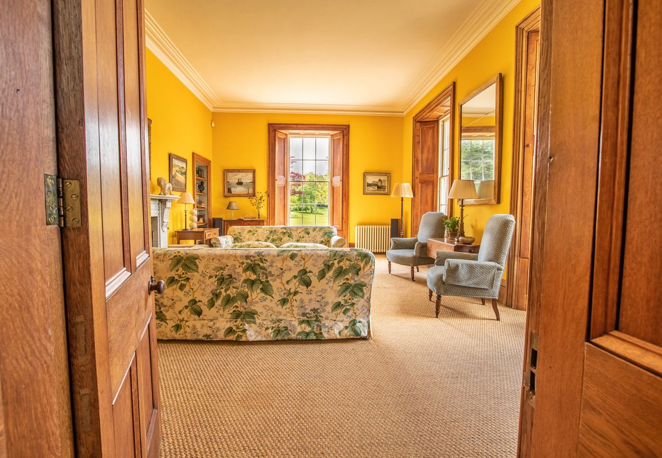 The Manor House [Updated 2024 Prices]