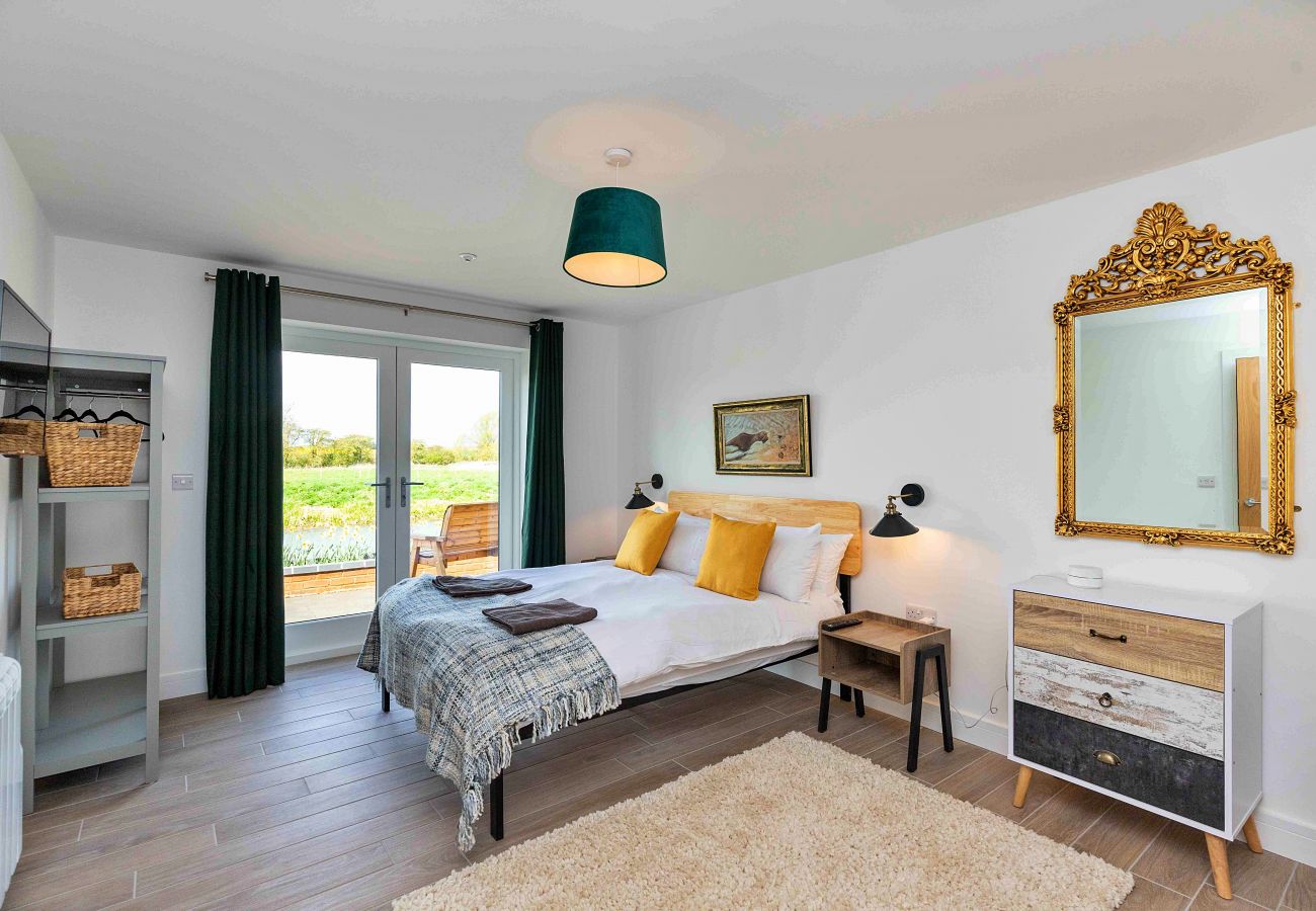 House in Stamford - The Holt