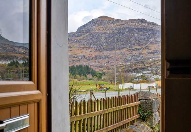 House in Blaenau Ffestiniog - Maes Neuadd