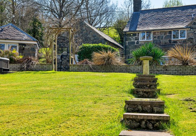 House in Dolgellau - Felin Ship House in Dolgellau - Felin Ship
