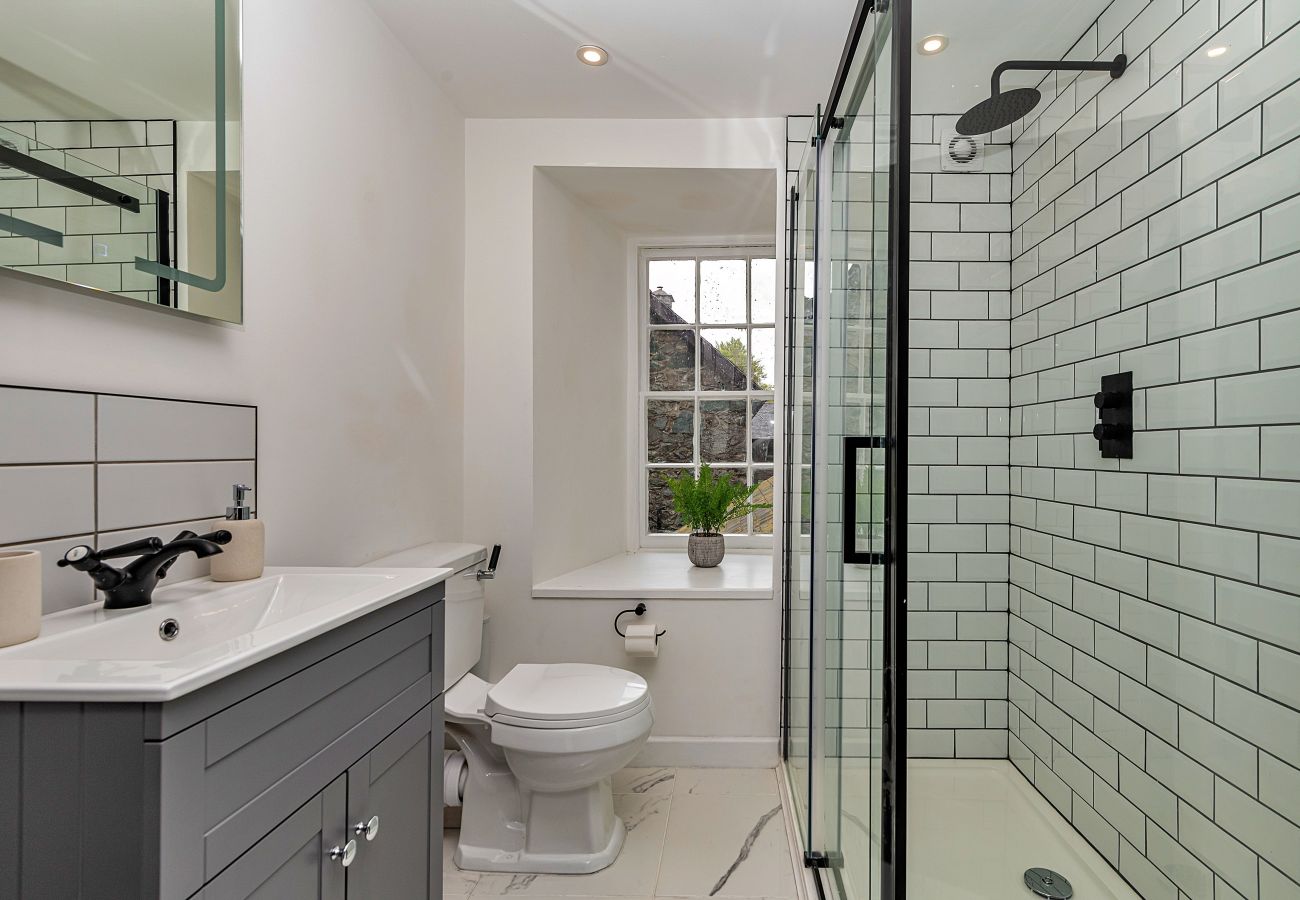 House in Dolgellau - Snowdonia Manor (Y Llwyn Manor)