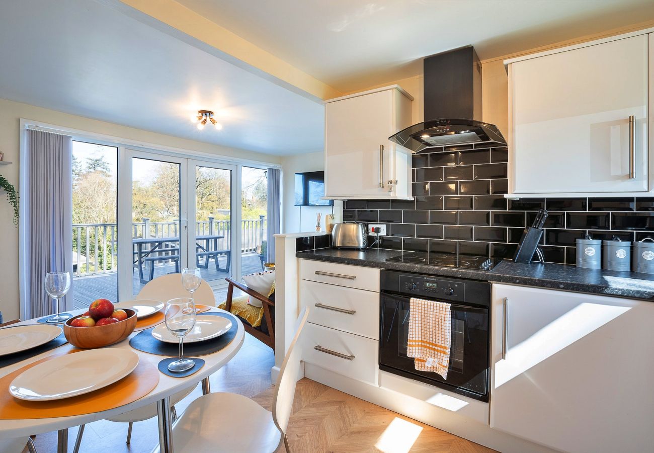 Chalet in Caernarfon - Lindisview