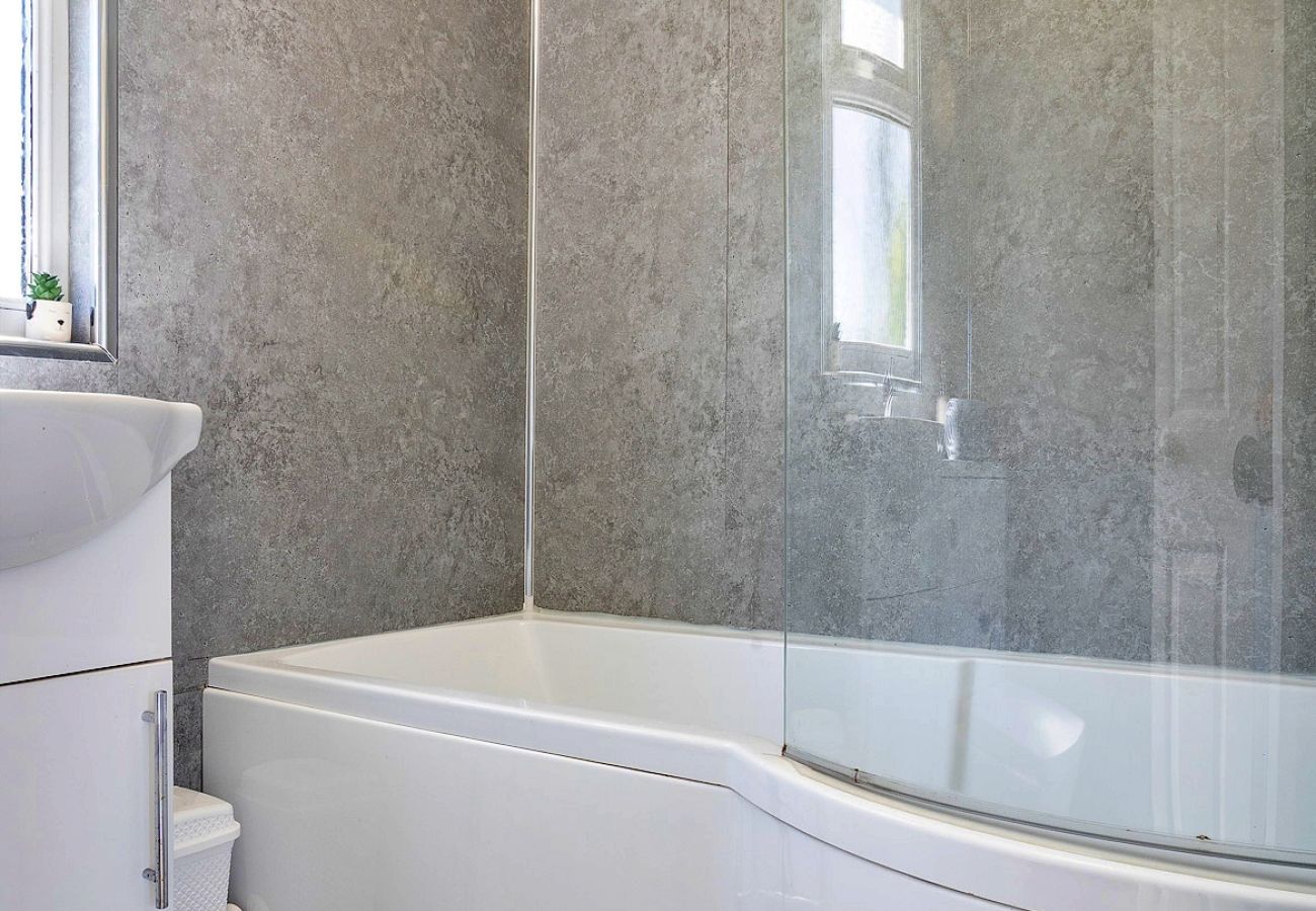Chalet in Caernarfon - Lindisview