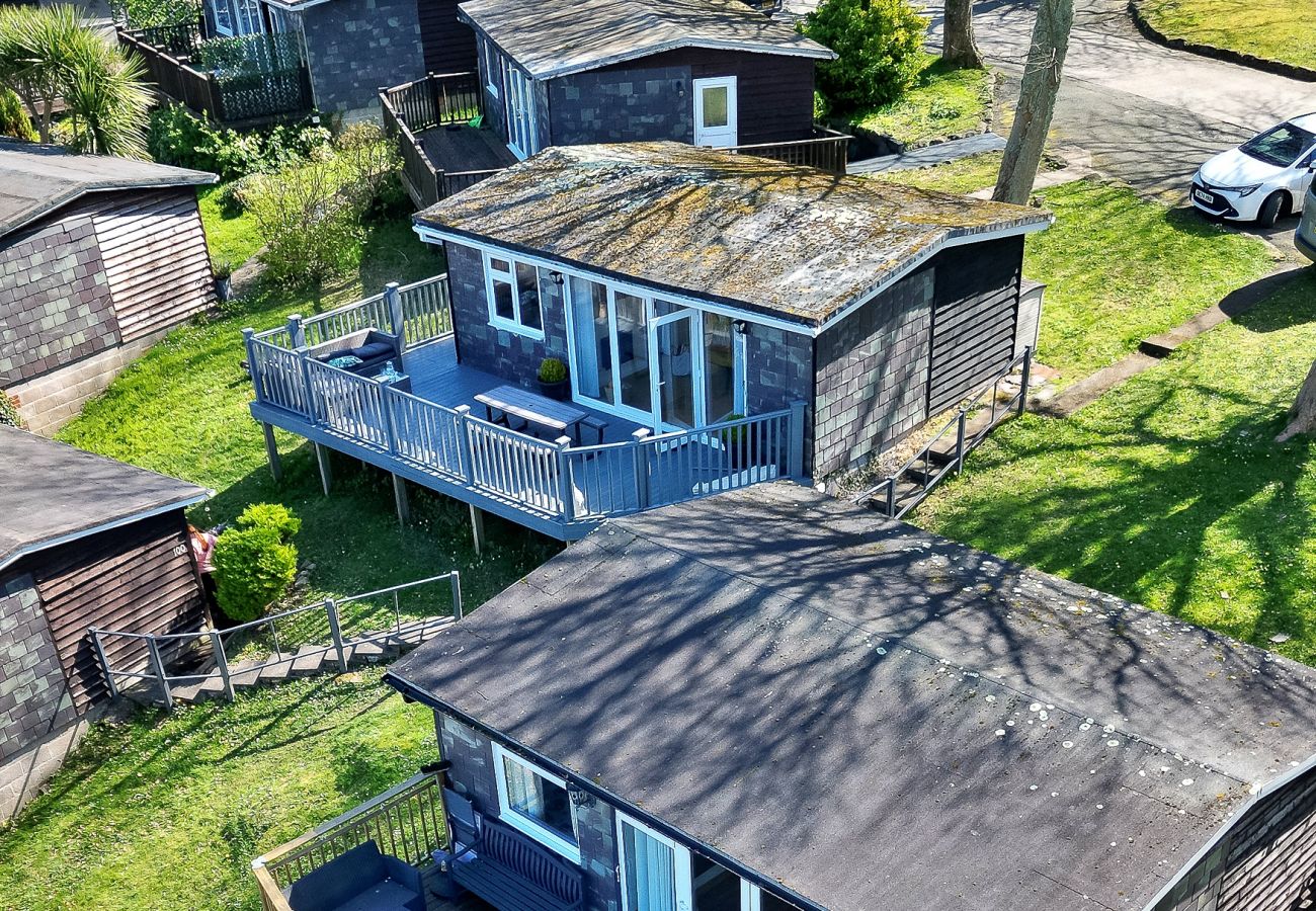 Chalet in Caernarfon - Lindisview