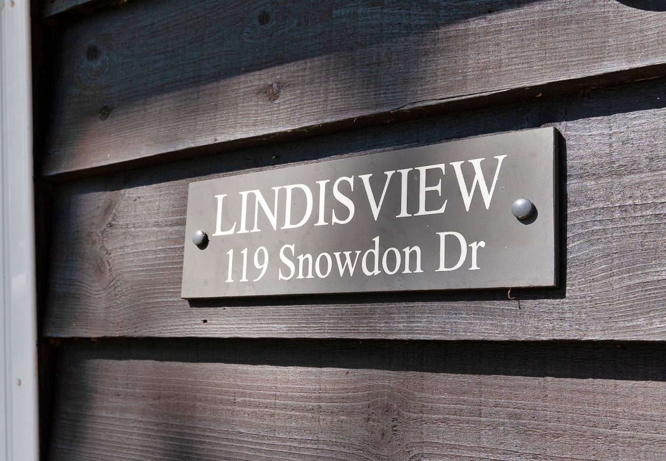 Chalet in Caernarfon - Lindisview