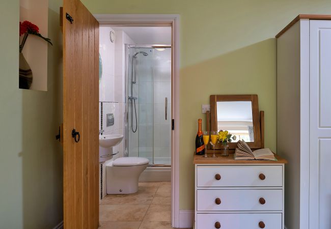 Cottage in Eglwysbach - Red Kites Retreat Cottage in Eglwysbach - Red Kites Retreat