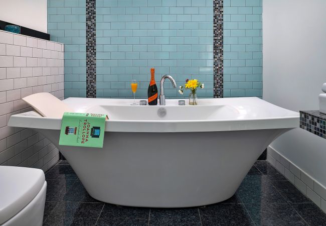 Cottage in Eglwysbach - Red Kites Retreat Cottage in Eglwysbach - Red Kites Retreat