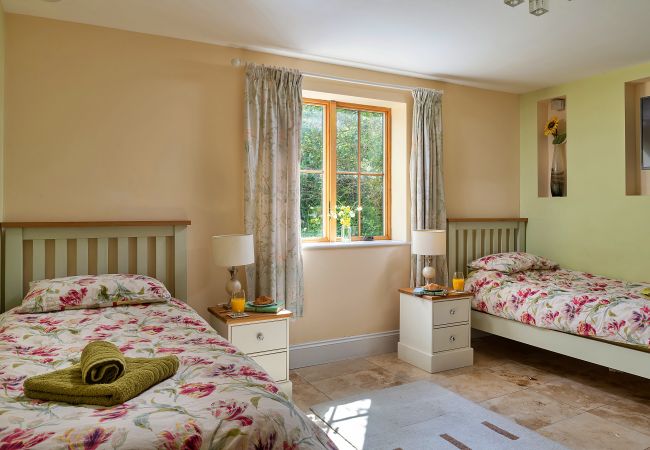 Cottage in Eglwysbach - Red Kites Retreat Cottage in Eglwysbach - Red Kites Retreat