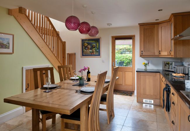 Cottage in Eglwysbach - Buzzards View Cottage in Eglwysbach - Buzzards View