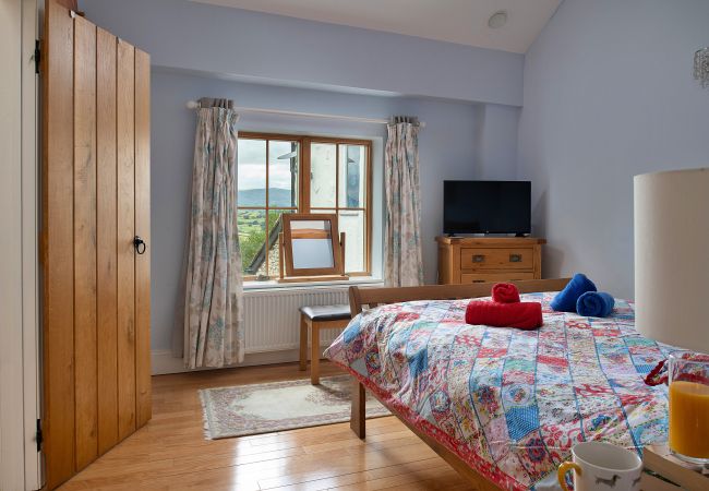 Cottage in Eglwysbach - Buzzards View Cottage in Eglwysbach - Buzzards View