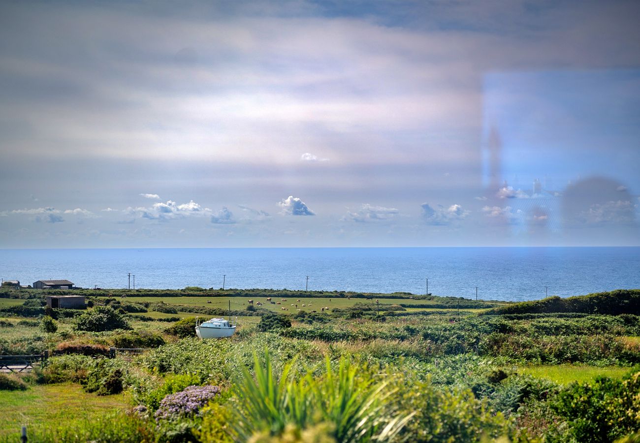 Cottage in Pendeen - The Watchtower at Western Watch