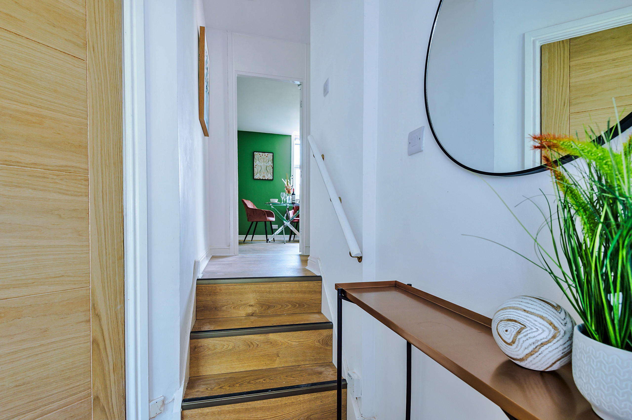 Abbey Road Apartments Flat 4 [Updated 2024 Prices]