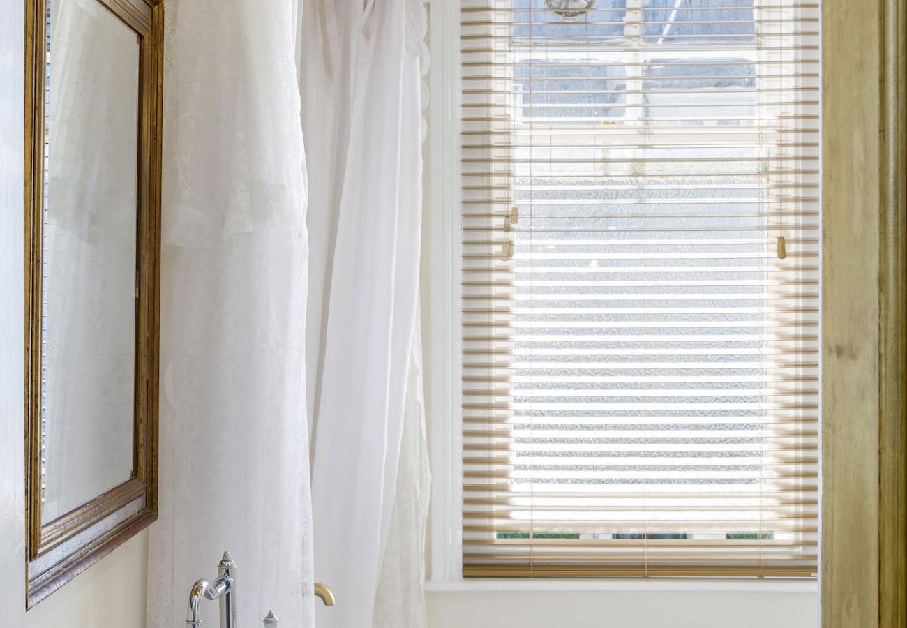 Apartment in Brighton - Pittodrie Guest House - Room 2