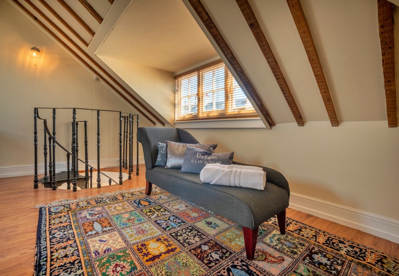 Apartment in Brighton - Pittodrie Guest House - Apartment 6