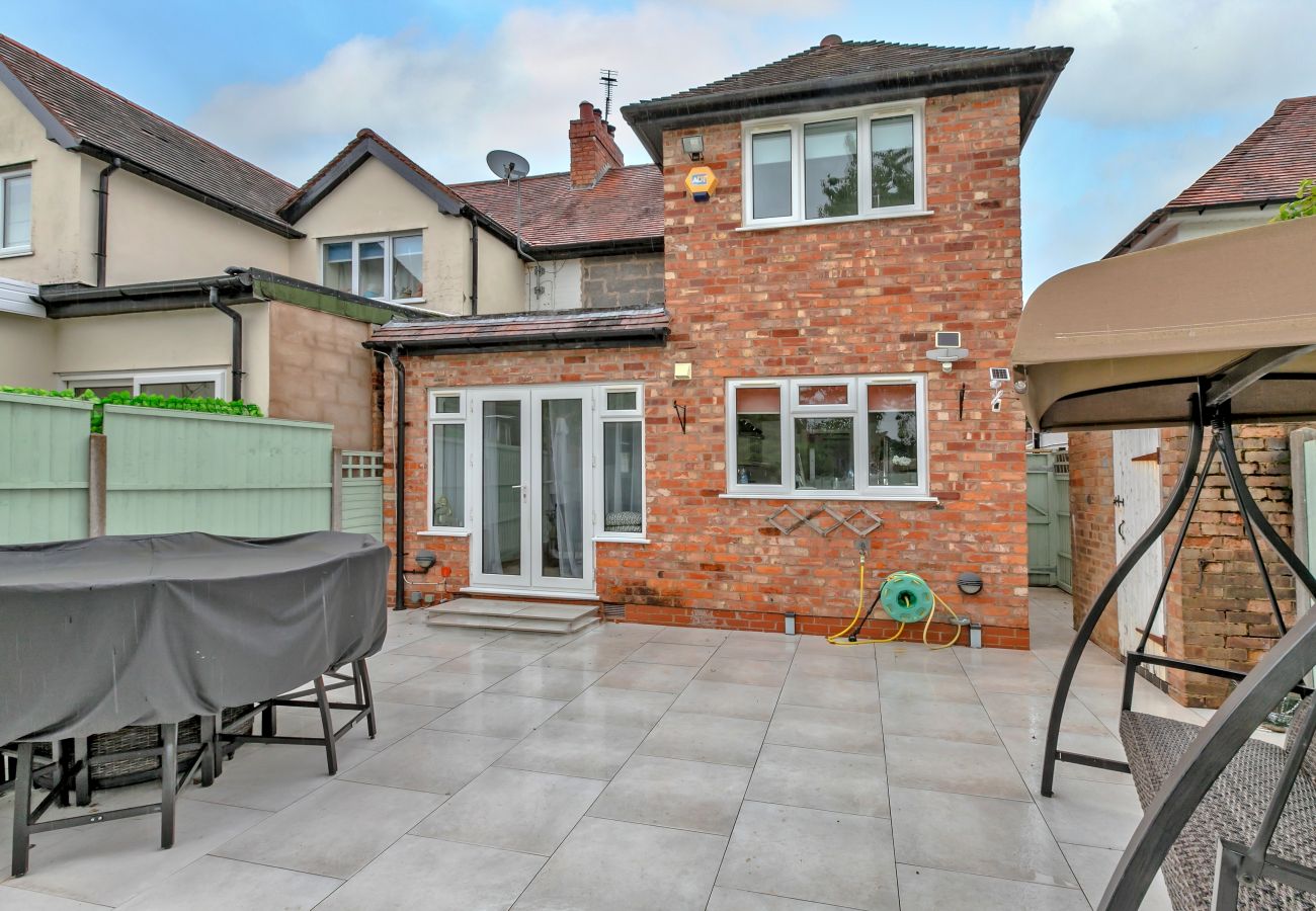 House in Solihull - DeBarnes House