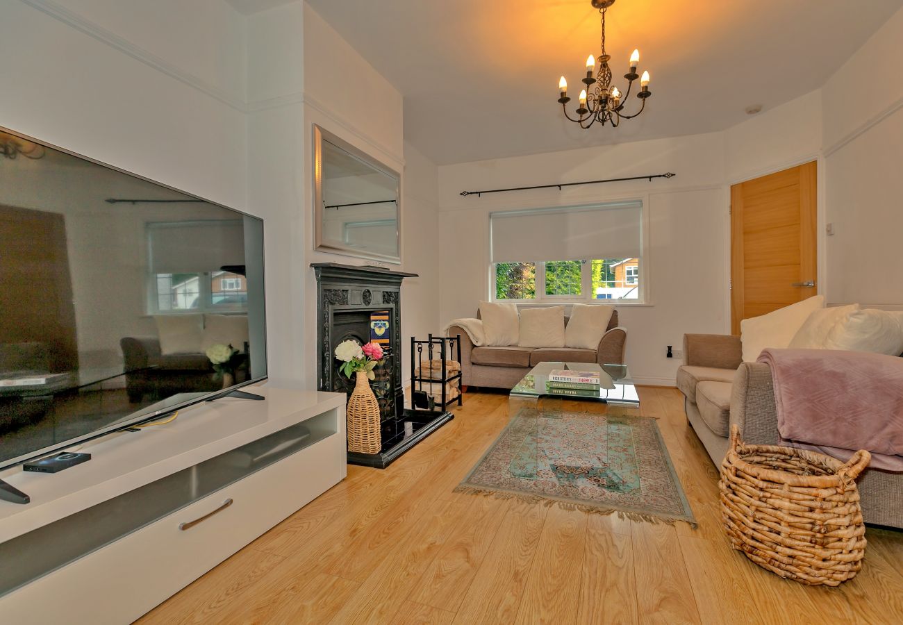 House in Solihull - DeBarnes House