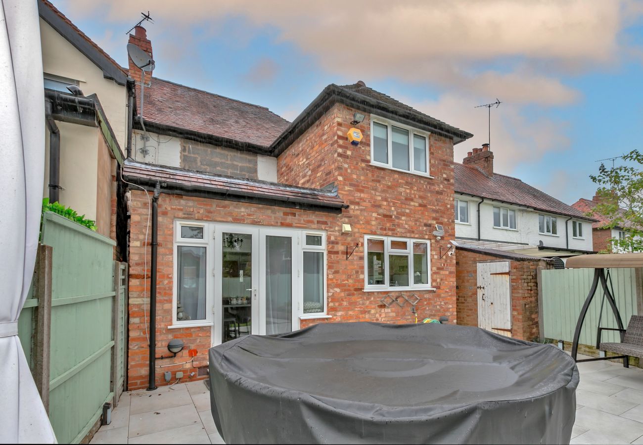 House in Solihull - DeBarnes House