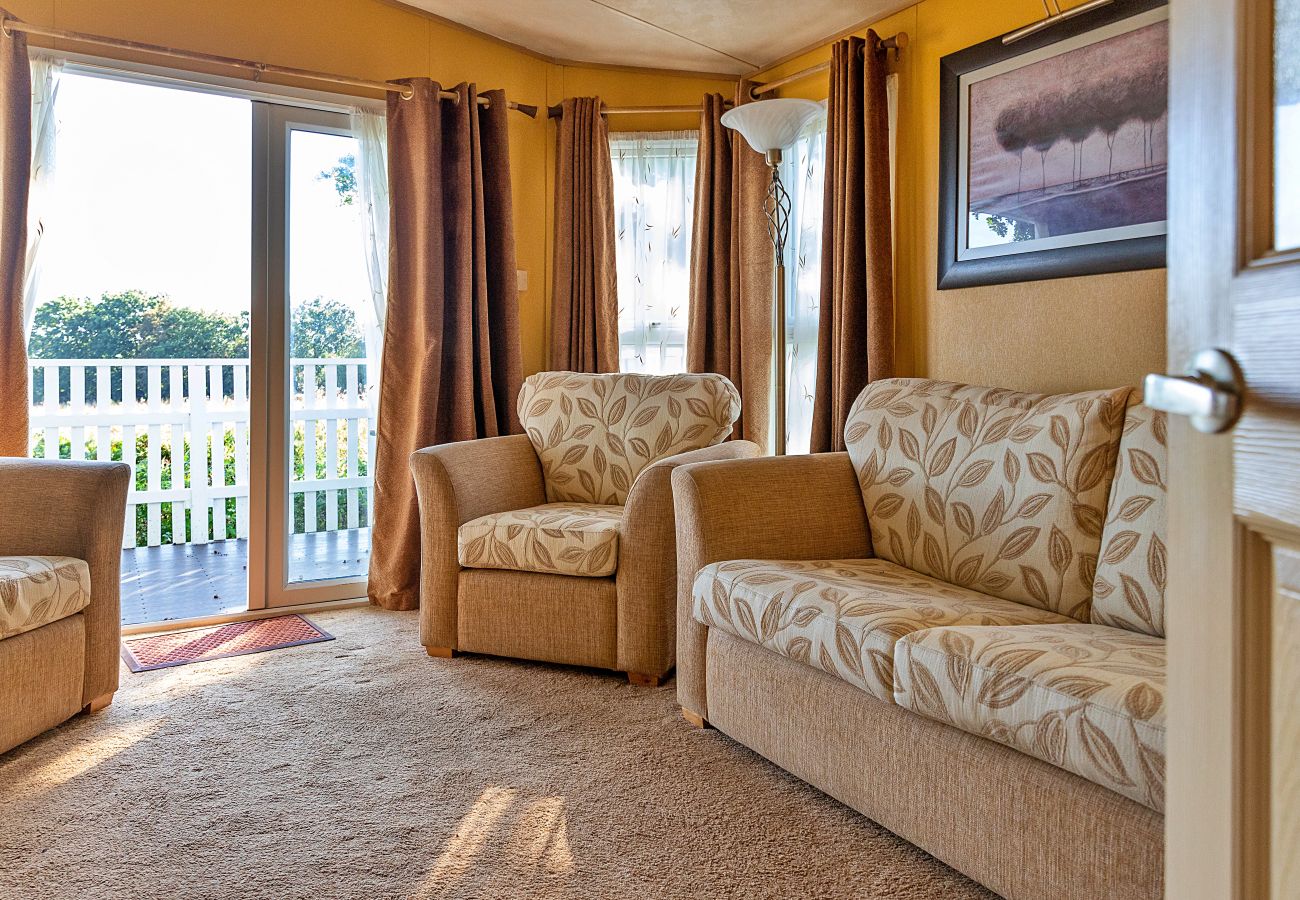 Cabin in Great Thorness - Ocean View