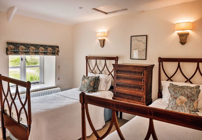 Cottage in Llanfihangel Ystern Llewern - Beili Glas Cottage Cottage in Llanfihangel Ystern Llewern - Beili Glas Cottage