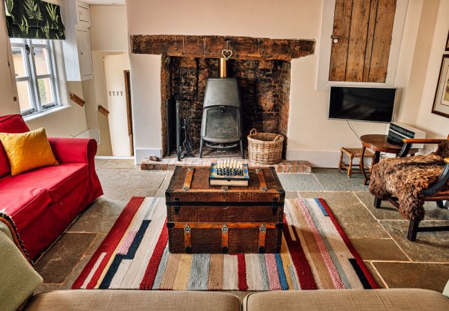 Cottage in Llanfihangel Ystern Llewern - Beili Glas Cottage Cottage in Llanfihangel Ystern Llewern - Beili Glas Cottage