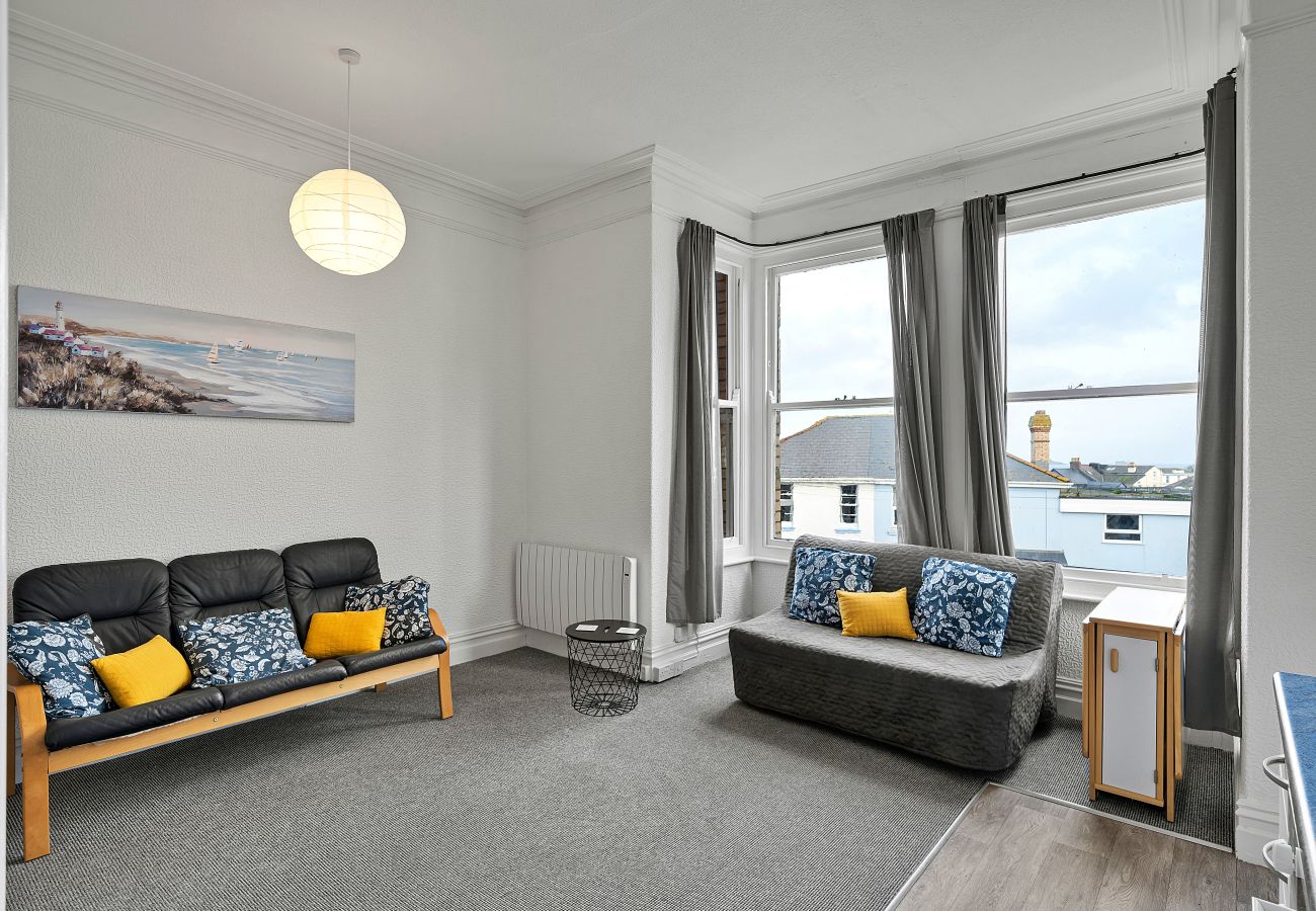 Apartment in Paignton - Atherfield Apartments No. 5 - Sea Views