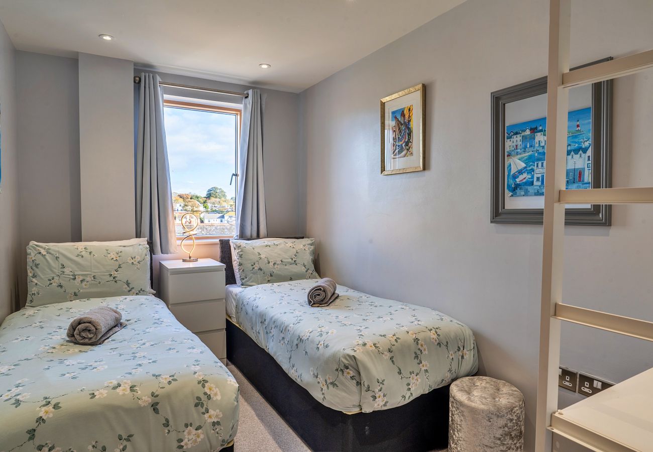 Apartment in Teignmouth - Number 10, Montpellier Apartments
