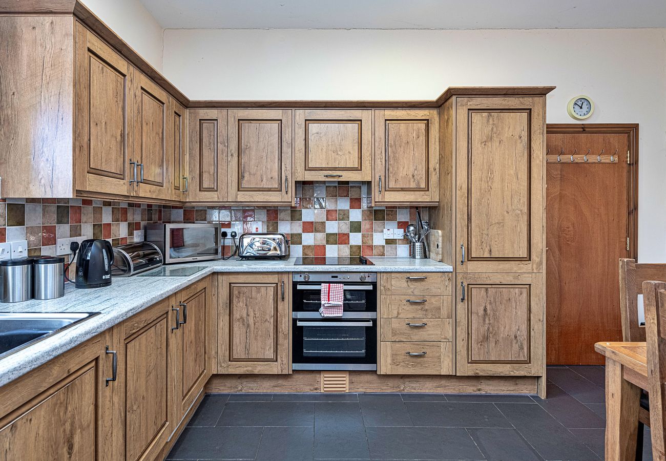Cottage in Talybont - Eithinog