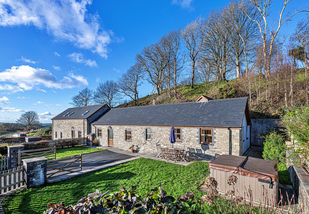 Cottage in Talybont - Eithinog