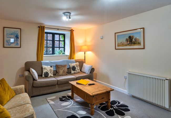 Cottage in Trusham - The Lodge at The Cridford Inn