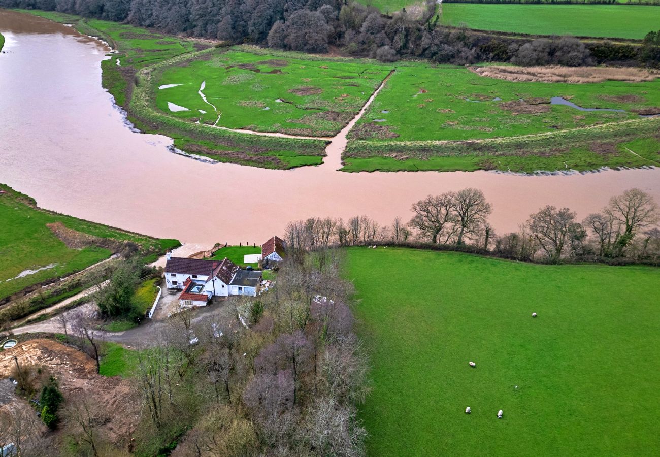 House in Weare Giffard - Lower Netherdowns