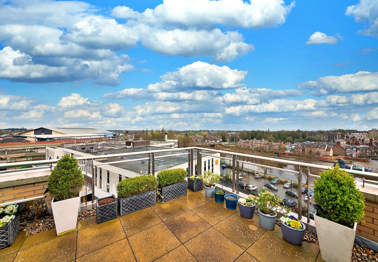 Apartment in York - The Penthouse at 611 Westgate
