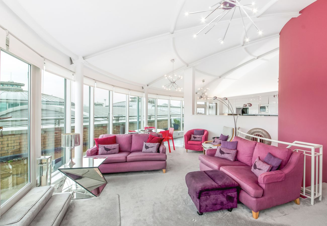 Apartment in York - The Penthouse at 611 Westgate