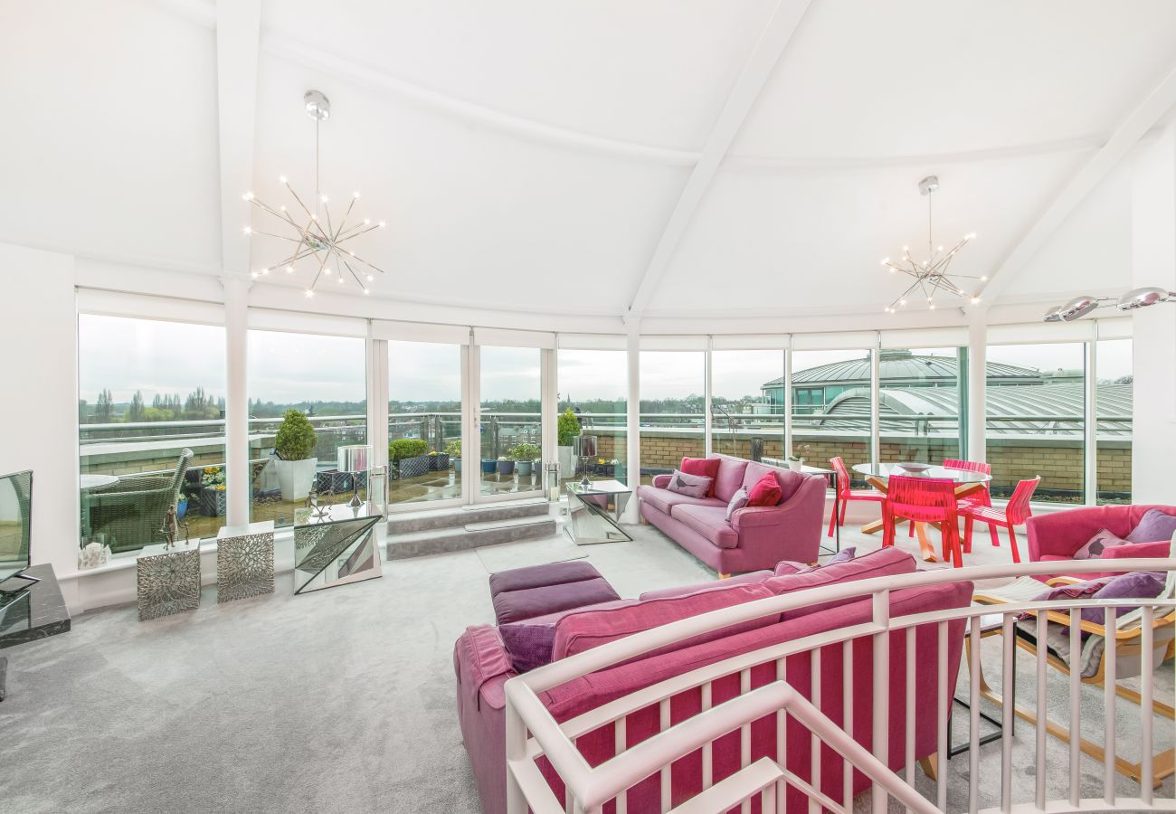 Apartment in York - The Penthouse at 611 Westgate