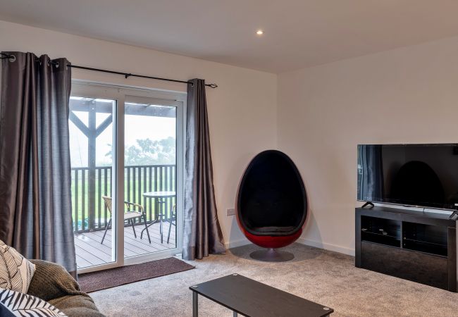 Chalet in Lifton - Classroom Lodge - One