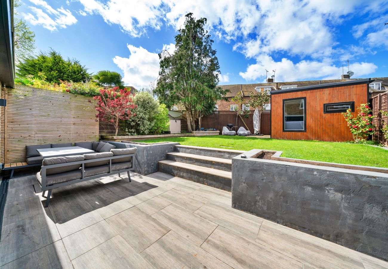 House in London - The Secret Garden