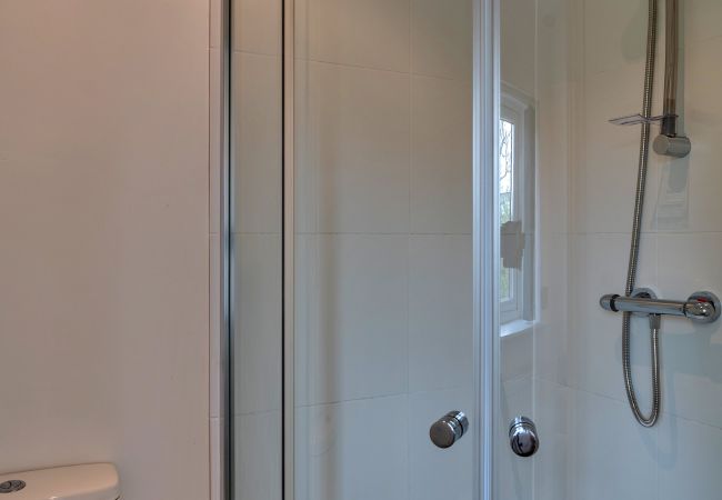 House in Weston-Super-Mare - Stone Bow Farmhouse House in Weston-Super-Mare - Stone Bow Farmhouse