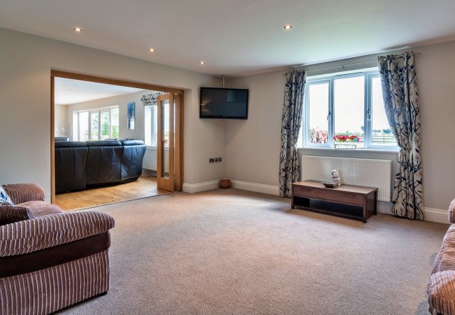 House in Weston-Super-Mare - Stone Bow Farmhouse House in Weston-Super-Mare - Stone Bow Farmhouse