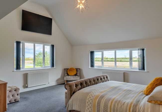 House in Weston-Super-Mare - Stone Bow Farmhouse House in Weston-Super-Mare - Stone Bow Farmhouse