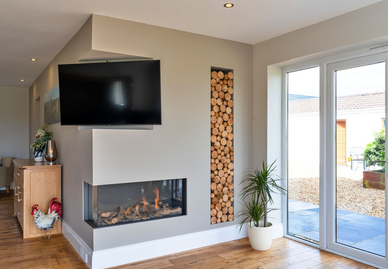 House in Weston-Super-Mare - Stone Bow Farmhouse