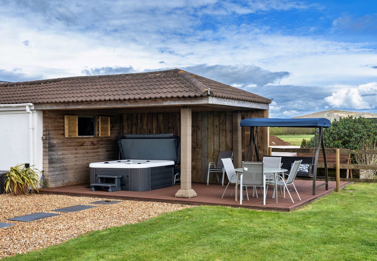 House in Weston-Super-Mare - Stone Bow Farmhouse