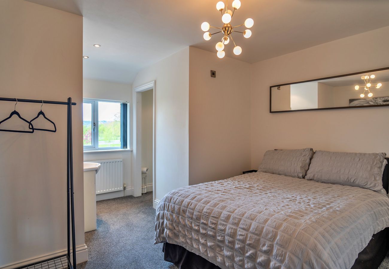 House in Weston-Super-Mare - Stone Bow Farmhouse