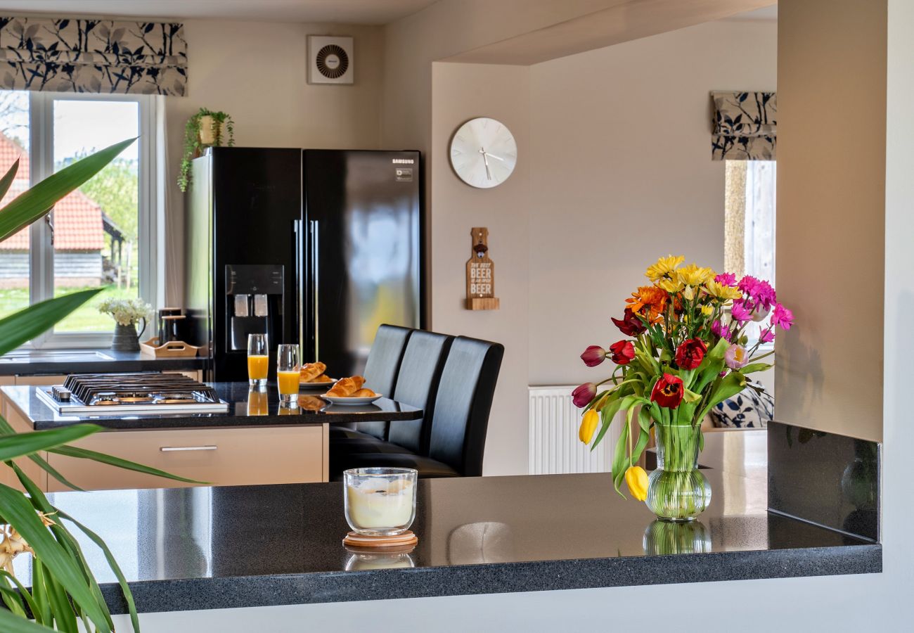 House in Weston-Super-Mare - Stone Bow Farmhouse