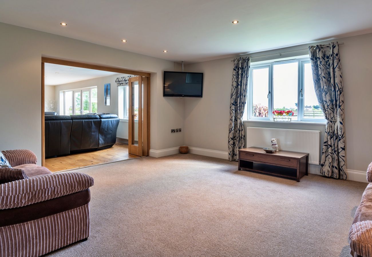 House in Weston-Super-Mare - Stone Bow Farmhouse
