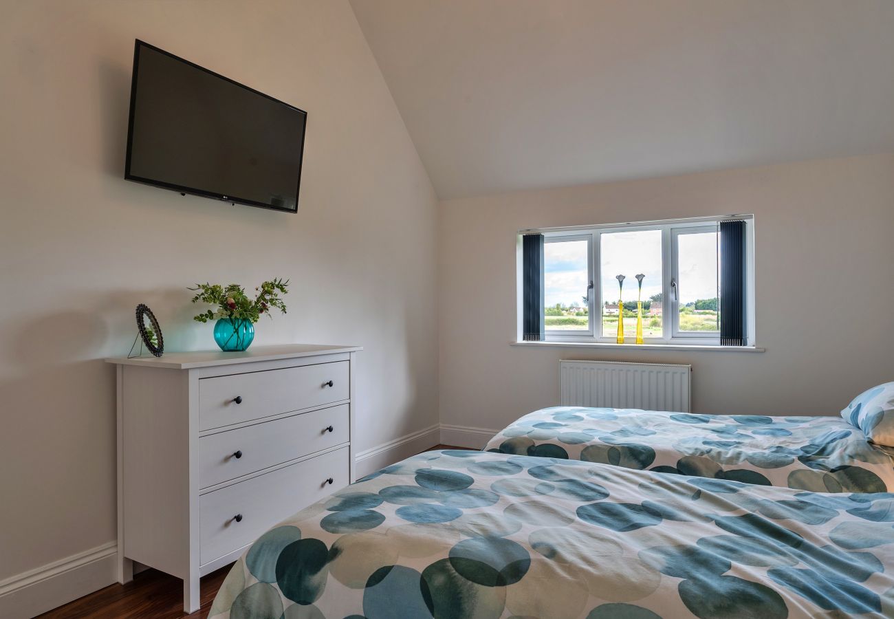 House in Weston-Super-Mare - Stone Bow Farmhouse