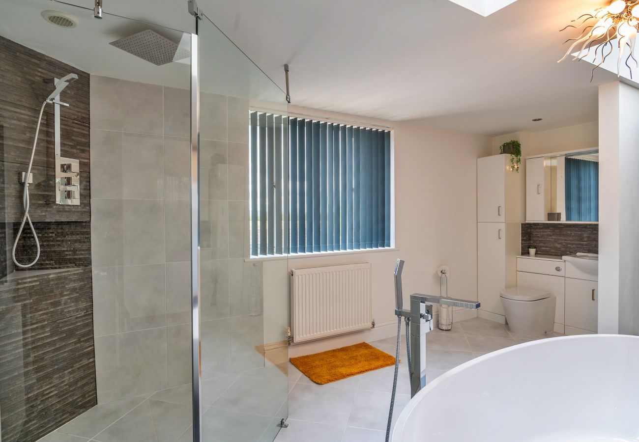 House in Weston-Super-Mare - Stone Bow Farmhouse